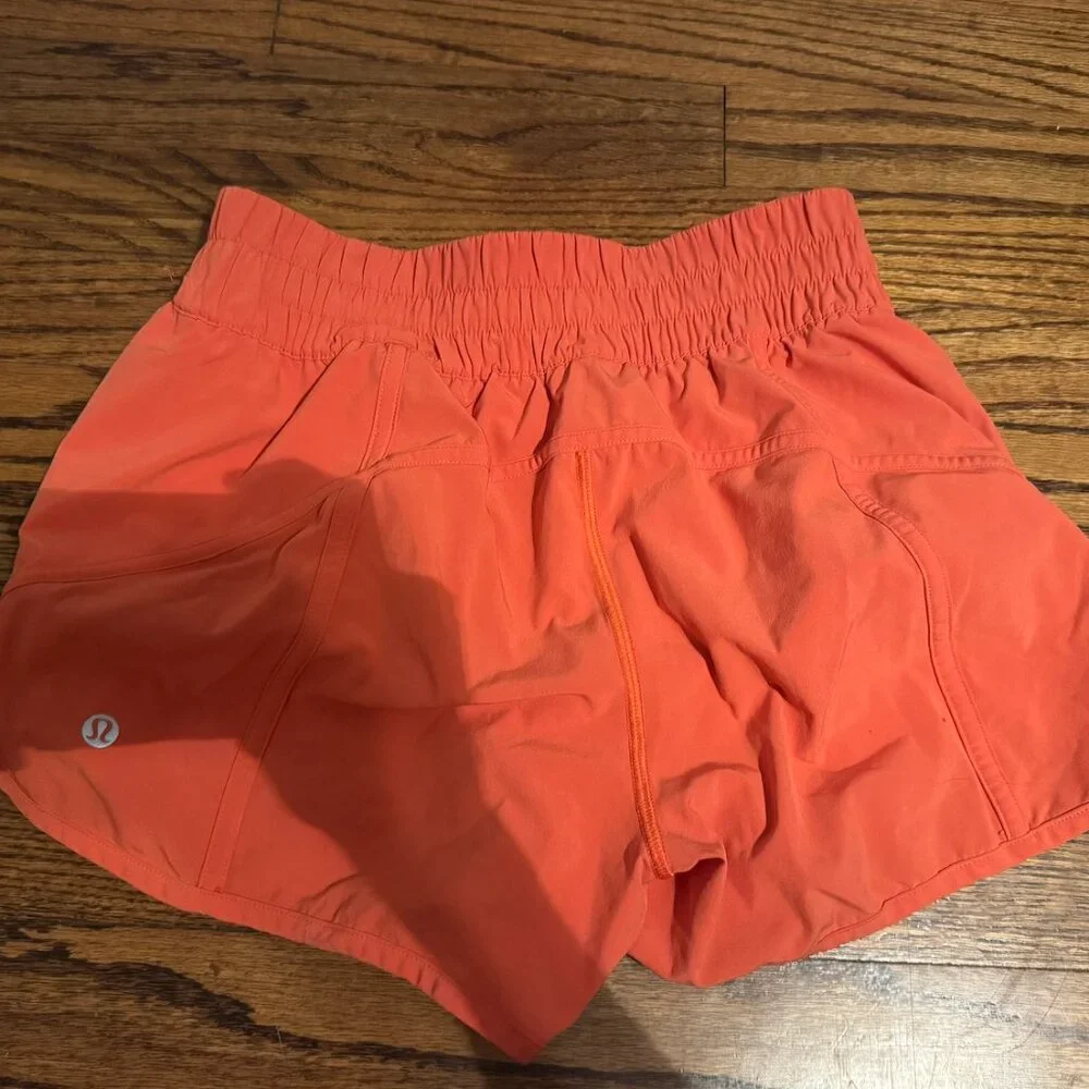 Lululemon Tracker Short 4”, Color- warm coral, Size 6, EUC - Picture 4 of 6